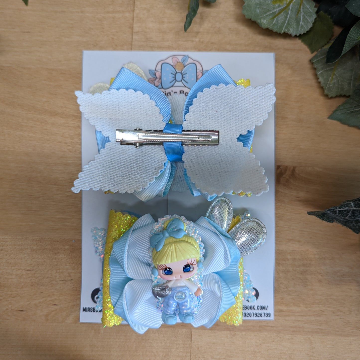 Par de Moños de Clay